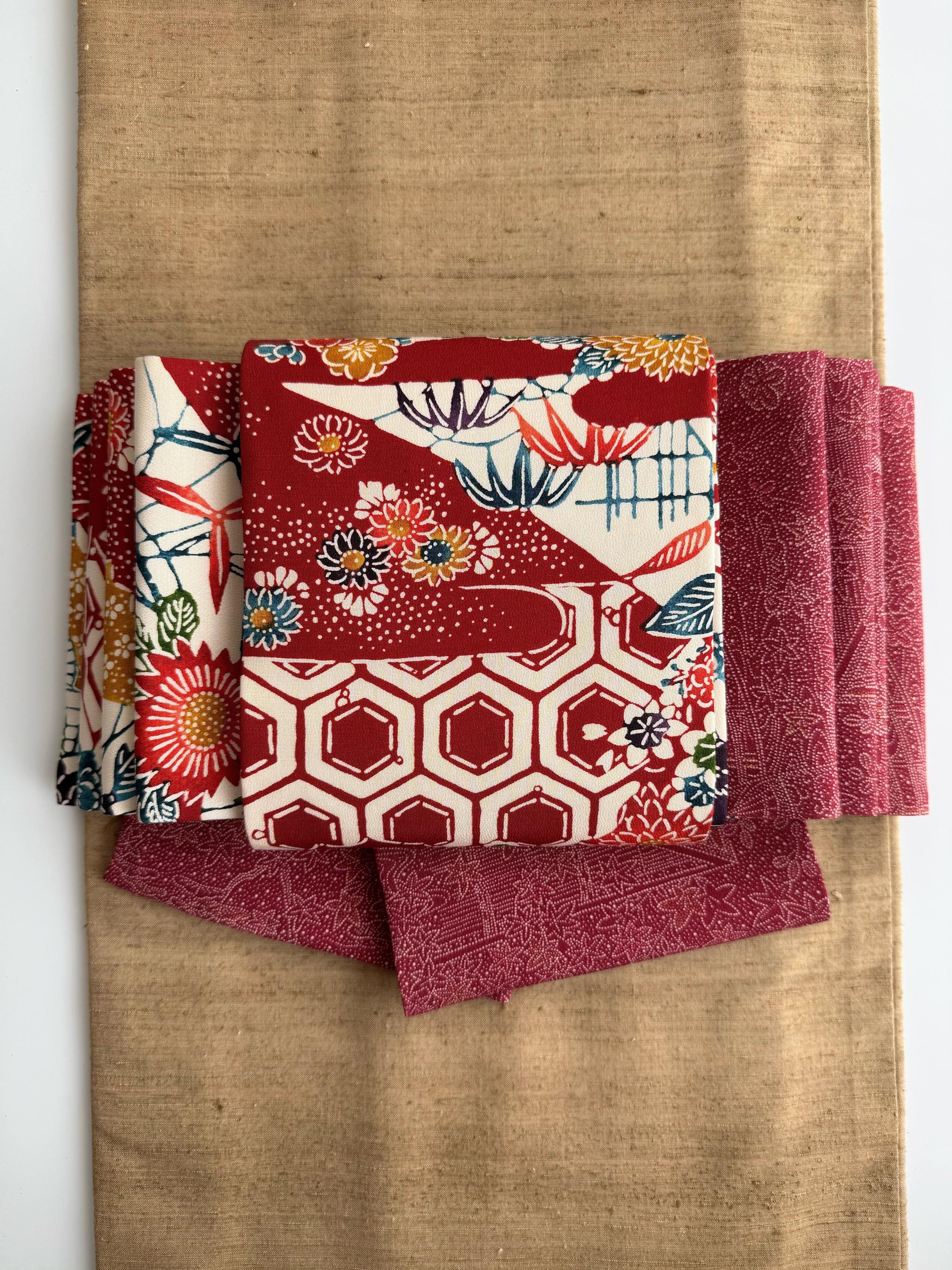 最後の一点！293号 半幅帯 紅型 赤 浜縮緬 ×江戸小紋 赤 正絹 リバーシブル | 2枚目