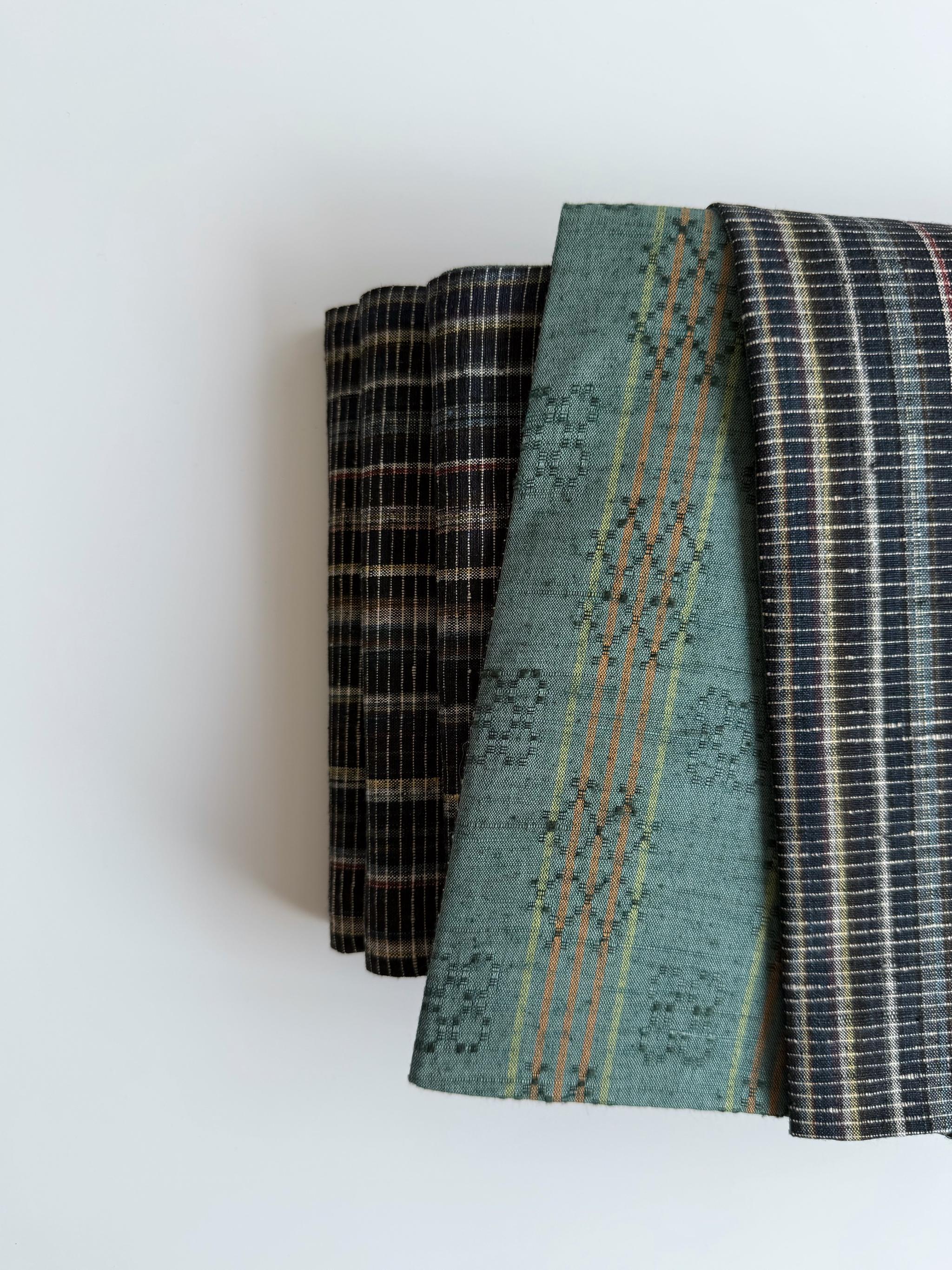 ラスト一点！295号 半幅帯 花織風 青緑 × 黒カラフル縞紬 正絹 リバーシブル | 11枚目